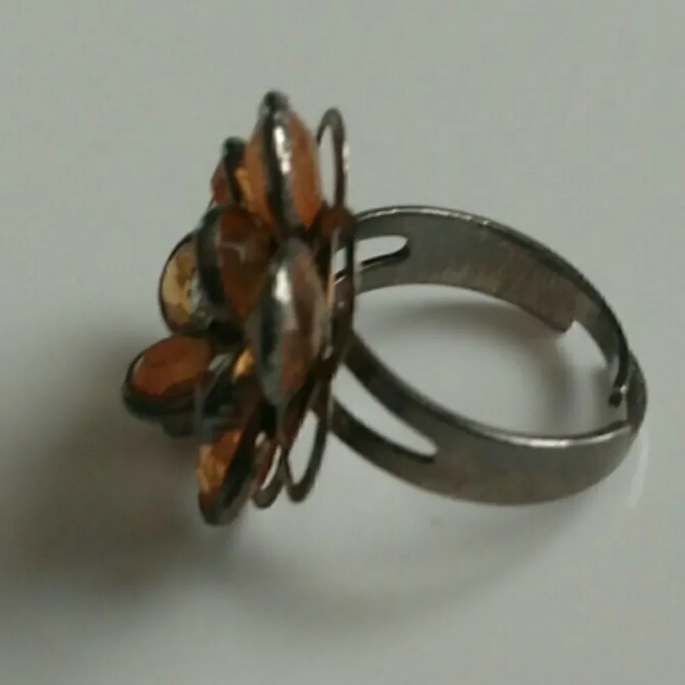 ‎Flower Ring, Orange Jewel Flower Ring (adjustable)